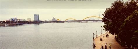 Cầu Sông Hàn (Han River Bridge) - Bridge