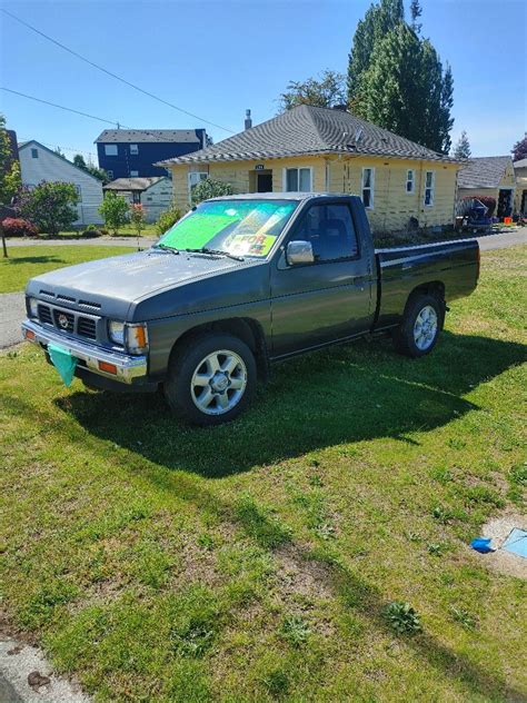 Nissan Picup for Sale in Marysville, WA - OfferUp