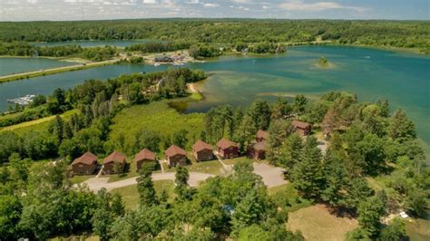 Bluewater Lodge on Leech Lake - Beach House and Cabin Accomodations.