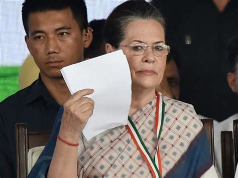 Modiji your speeches will not fill empty tummies: Sonia Gandhi in Karnataka - Oneindia News