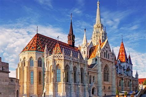 St. Matthias Church Budapest - Private Airport Transfers, Tours, Packages