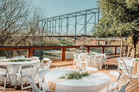 7 Rustic Wedding Venues in San Antonio - Joy