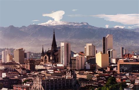 UN PASEO POR EL EJE CAFETERO: MANIZALES