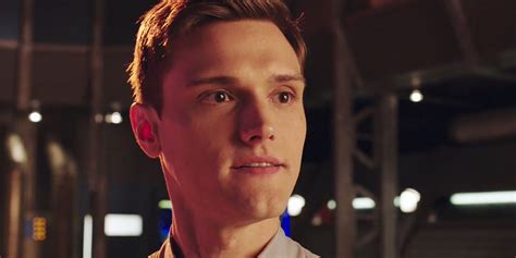 The Flash's Ralph Dibny Might Get a Love Interest Very Soon | CBR