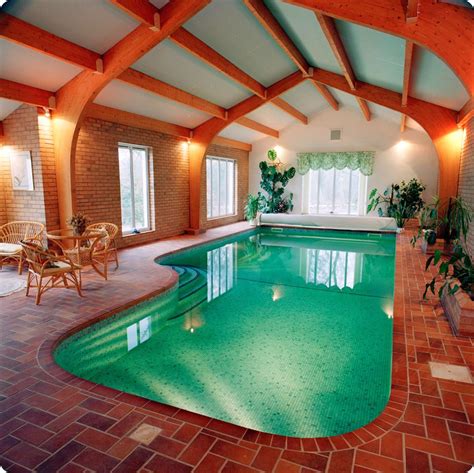 20 Niftiest Indoor Swimming Pool Designs