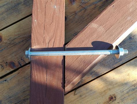 wood - How do I install this knee brace to my pergola post? - Home ...