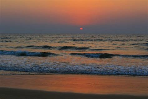 The Lure of Arabian Sea - Ganpatipule beach trip from Mumbai