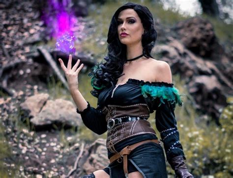 Yennefer Cosplay: See The Witcher’s Sorceress Brought to Life In Style - Gaming Thrill