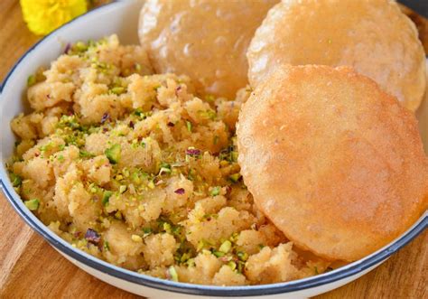 Poori halwa stock photo. Image of halva, gluten, indian - 114181246