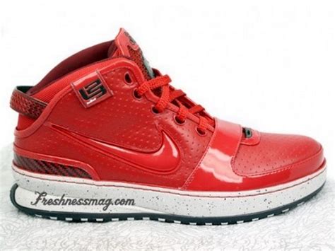 NIKE LEBRON – LeBron James Shoes » Detailed Look at the New York Nike ...