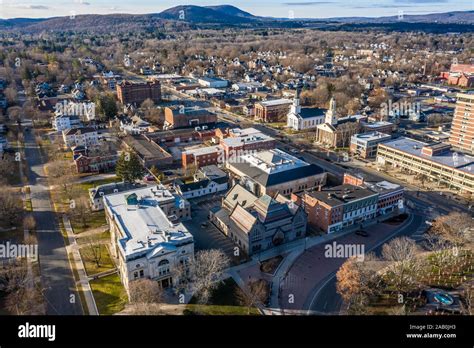 Downtown pittsfield hi-res stock photography and images - Alamy