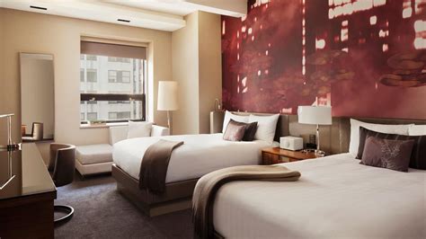 Large Suites with Midtown Manhattan Views | Grand Hyatt New York