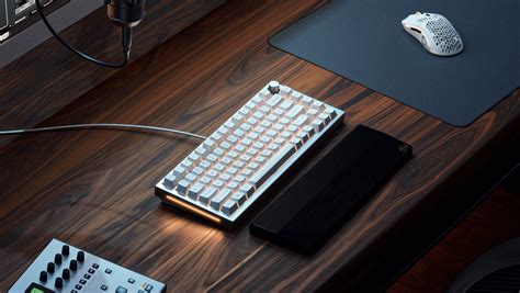 Best 75% mechanical keyboards for gaming and typing | Eurogamer.net