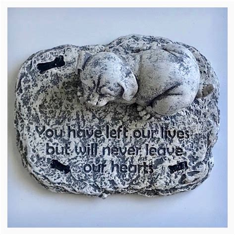 RIP Dog Memorial Stone Plaque - Never Leave Our Hearts – The Renmy ...