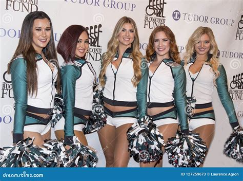 Philadelphia Eagles Cheerleaders Editorial Stock Photo - Image of ...