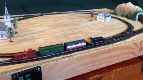 N Scale Train Set for Sale - Atlas N Code 80 Layout 11002 - YouTube