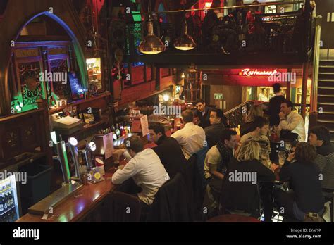 Nightlife And Interior Of The Quays Pub; Galway, County Galway, Ireland Stock Photo - Alamy