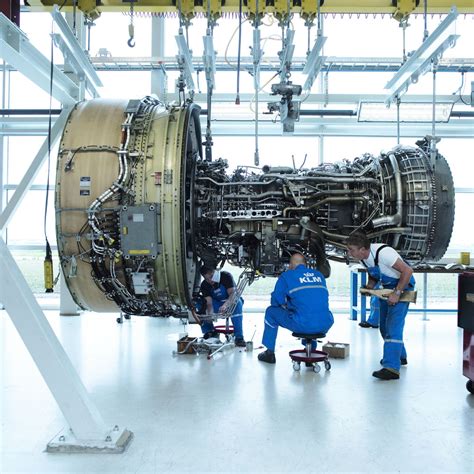 Jet Engines Are Hot (In At Least 4 Ways)! - KLM Blog