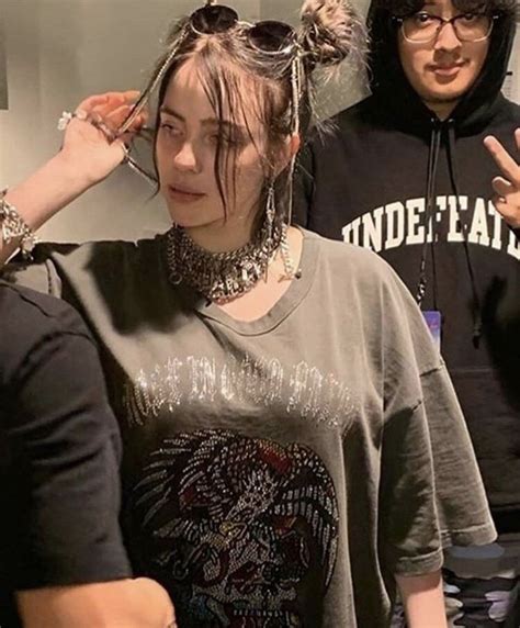 peep cuco in the back | Billie eilish, Indie outfits, Outfit inspo