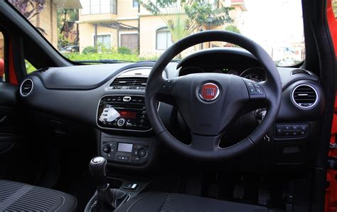 Fiat Punto Evo Review – Exclusive | SAGMart