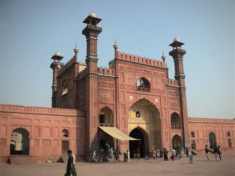 world places: Pakistan Lahore Fort