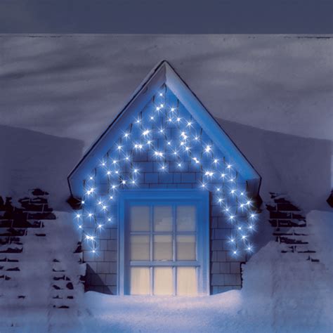 Blue icicle lights outdoor - 15 ways to deliver a beautiful and distinguished blue Christmas ...