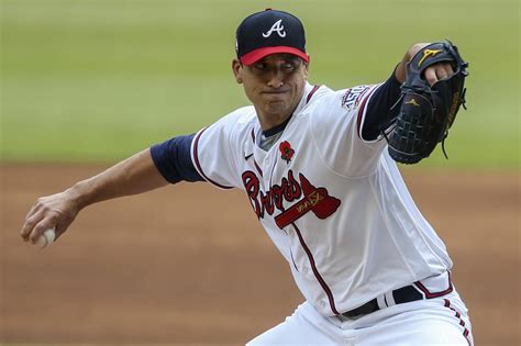 Atlanta Braves: Charlie Morton continues to defy his age