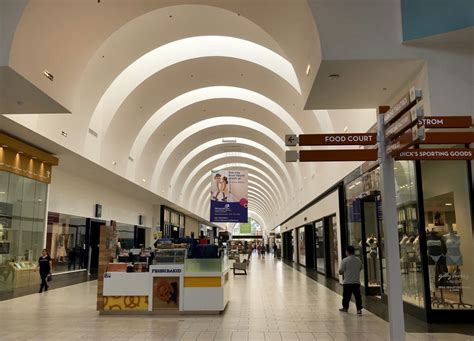 Los Cerritos Center reduces hours amid coronavirus spread – Press Telegram