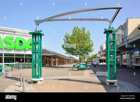 Entrance arch, Asda Walk, Town Centre, Swanley, Kent, England, United Kingdom Stock Photo - Alamy