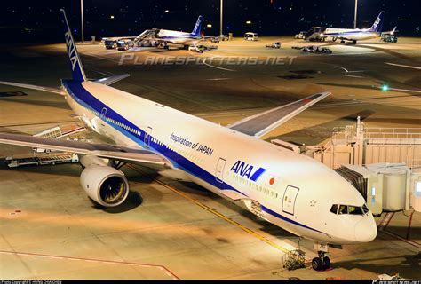 JA751A All Nippon Airways Boeing 777-381 Photo by HUNG CHIA CHEN | ID ...