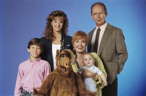 ALF: Reboot Sitcom Being Considered by Warner Bros TV - canceled ...