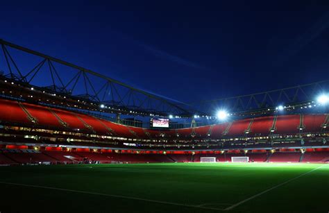 Arsenal Stadium At Night : Emirates Stadium Wallpapers Group 61 / And ...