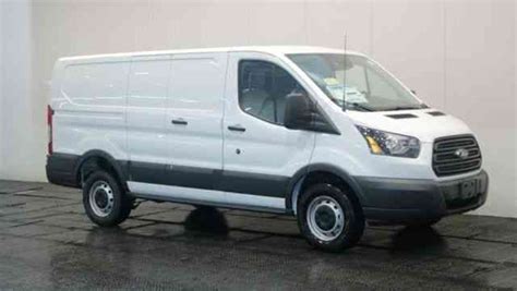 Ford Transit 250 Cargo Van (2018) : Van / Box Trucks