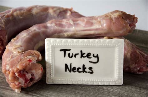 Turkey Necks - Urban Pet Food