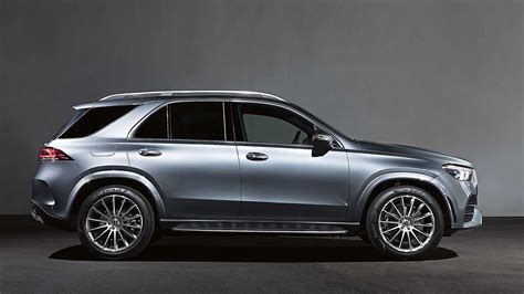 Mercedes-Benz GLE 300d review: Carry an extended family in style