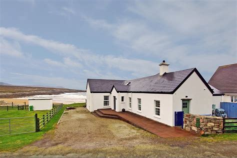 477- Dooagh, Achill Island UPDATED 2020 - Tripadvisor - Doogort West ...