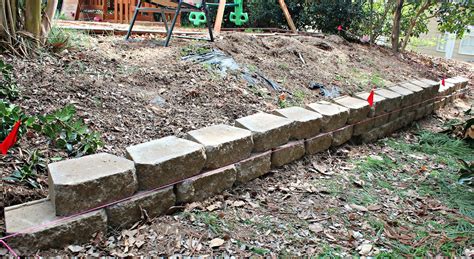 How To Build A Tall Retaining Wall With Blocks - Design Talk