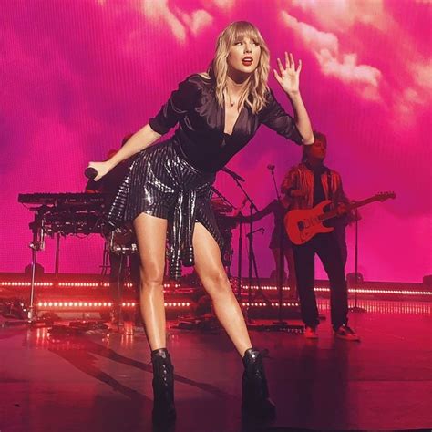"Mi piace": 620, commenti: 11 - Taylor Swift Lover Fest (@reputationstadiumtour) su Instagram ...