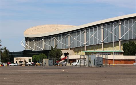 Arizona Veterans Memorial Coliseum remains relevant without pro team | Cronkite News - Arizona PBS