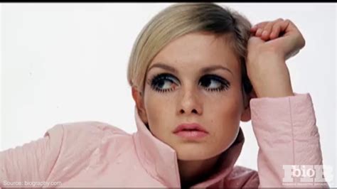 Twiggy: Style Icons Volume 4 | FIB