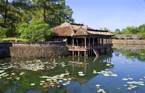 Travel Tomb of Tu Duc - VIETNAM DESTINATIONS