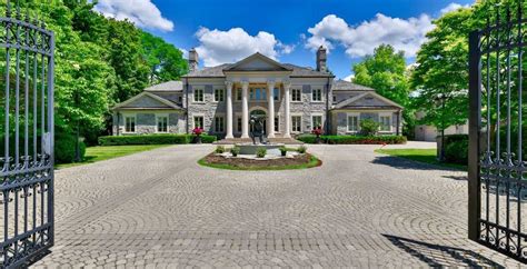 "Mean Girls" Regina George's Toronto home listed for $27M (PHOTOS) | Urbanized