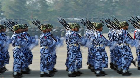 Myanmar frees scores of child soldiers from armed forces | SBS News