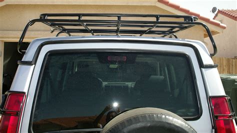 Land Rover Discovery Series 2 Low Profile Edition Roof Rack — Voyager Racks