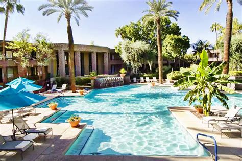 DoubleTree Resort by Hilton Hotel Paradise Valley - Scottsdale Day Pass | ResortPass