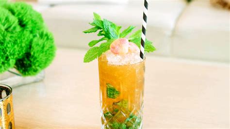 Distract Yourself from Global Turmoil with a Stiff Drink | Vanity Fair