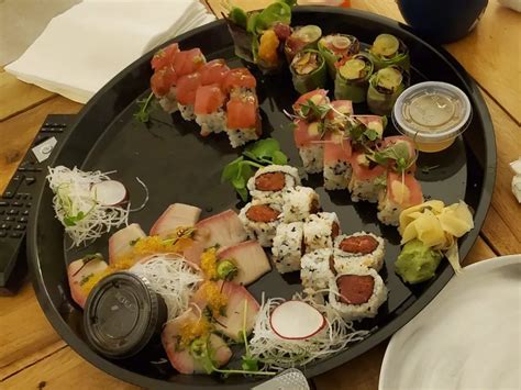 Best Sushi in Orlando - 19 Japanese Restaurants You Must Try!