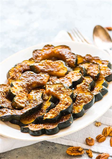 Baked Acorn Squash Slices {30 Minutes!} – WellPlated.com