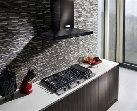 Downdraft Vs. Vent Hood – Which One is For You? | Harris BrandSource Home Furnishings