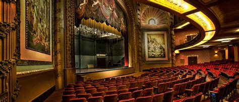 Discover the Historic Theatres on Broadway in Downtown Los Angeles | Discover Los Angeles